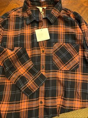 beachlunchlounge Black and Orange Plaid Button-Down cotton flannel Shirt size L